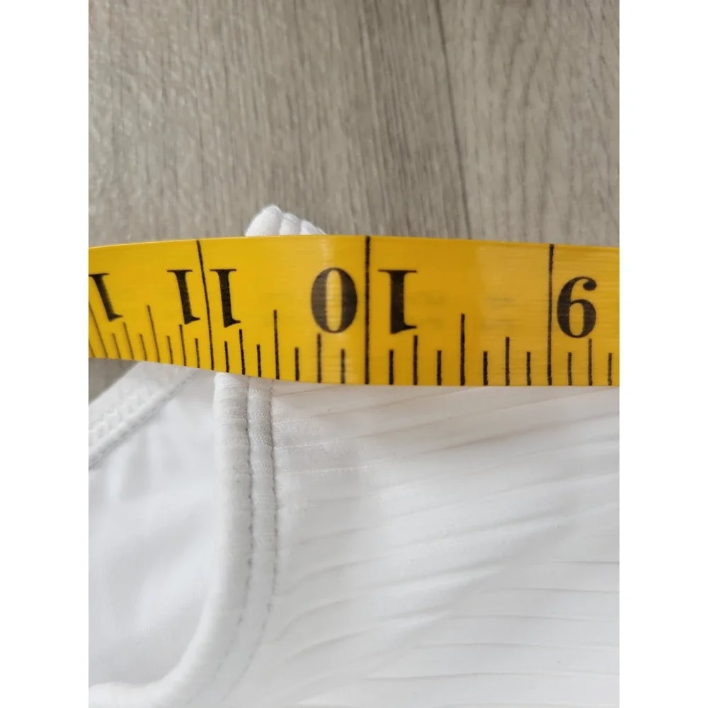 Lulus One Piece Swimsuit Women's Large White Sleeveless NWT Beach Pool